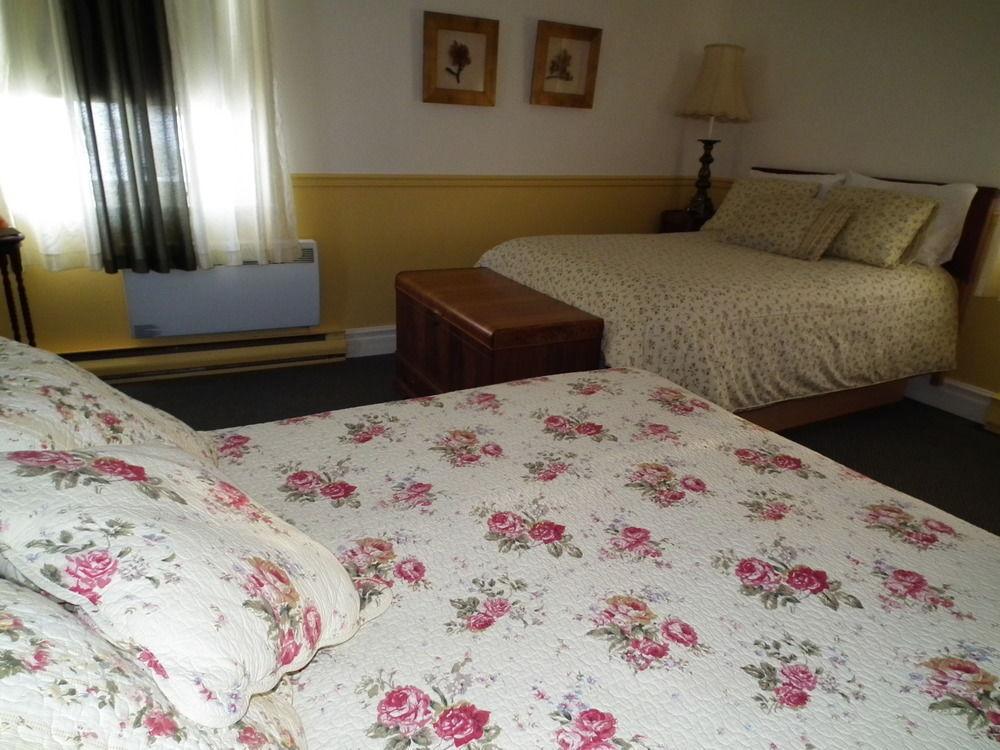 Auberge Beausejour Amqui Kültér fotó